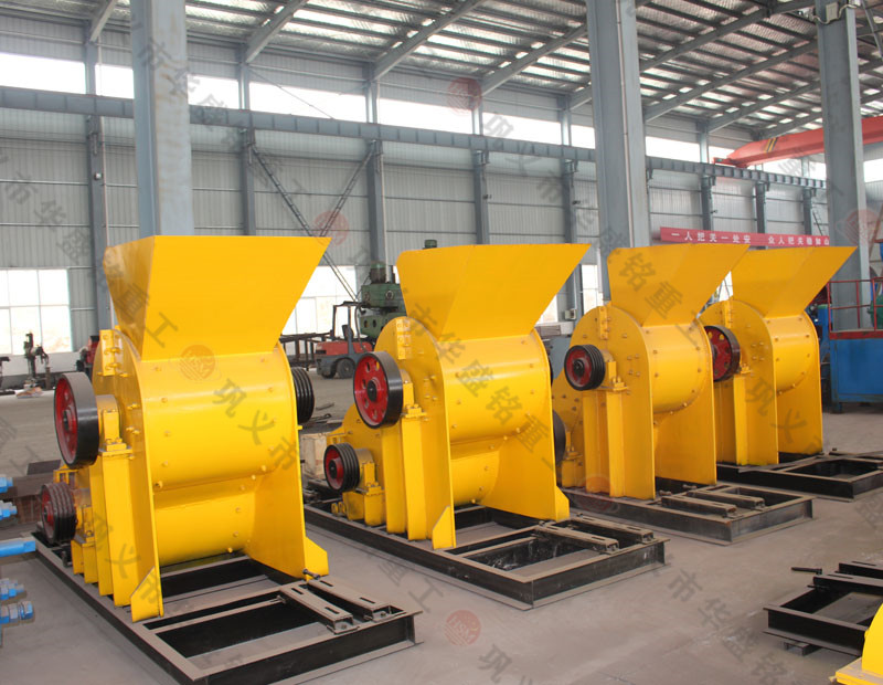雙級破碎機 哪個廠家的小型粉煤機好用?時產15-30噸雙級粉碎機多少錢一臺?