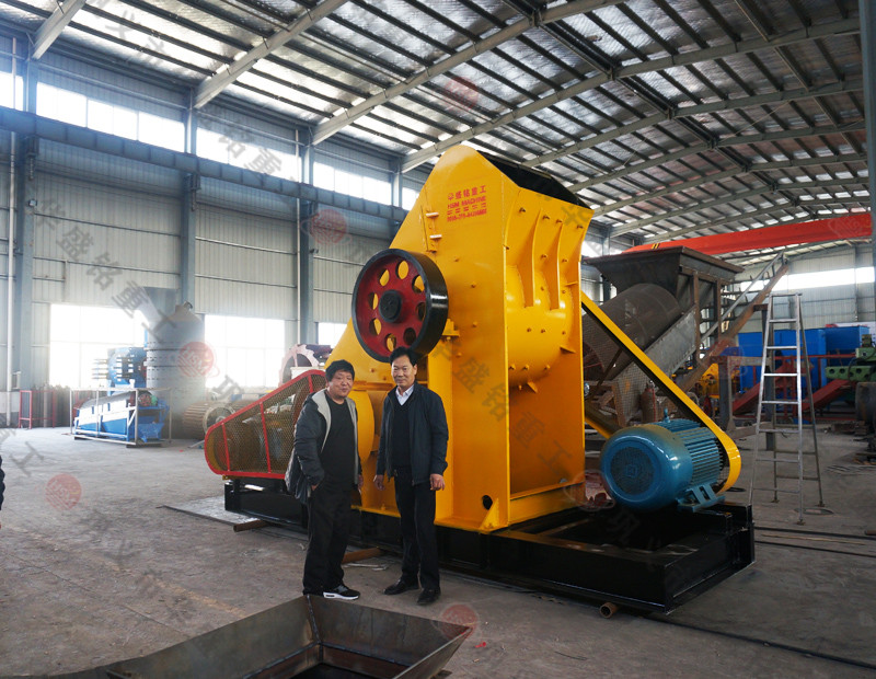 方鉛礦粉碎機1